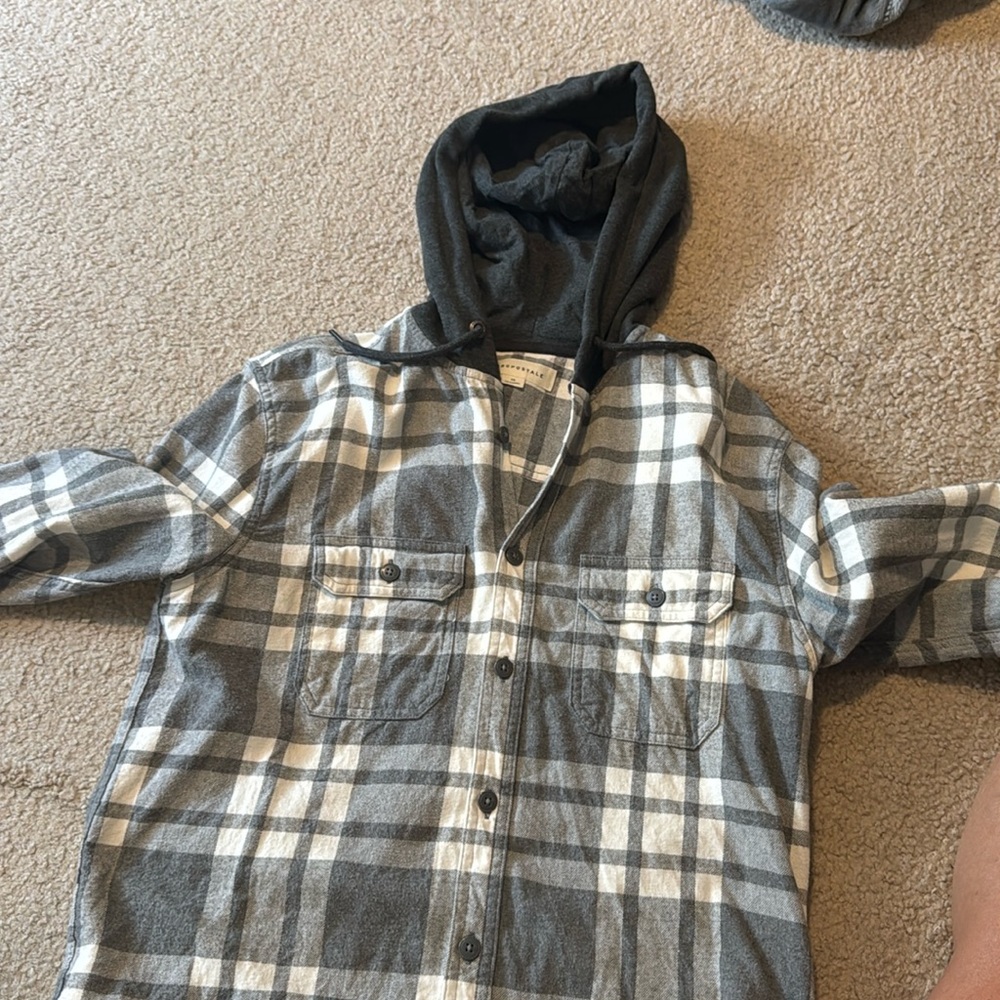 Men's flannel shirt with cotton hood